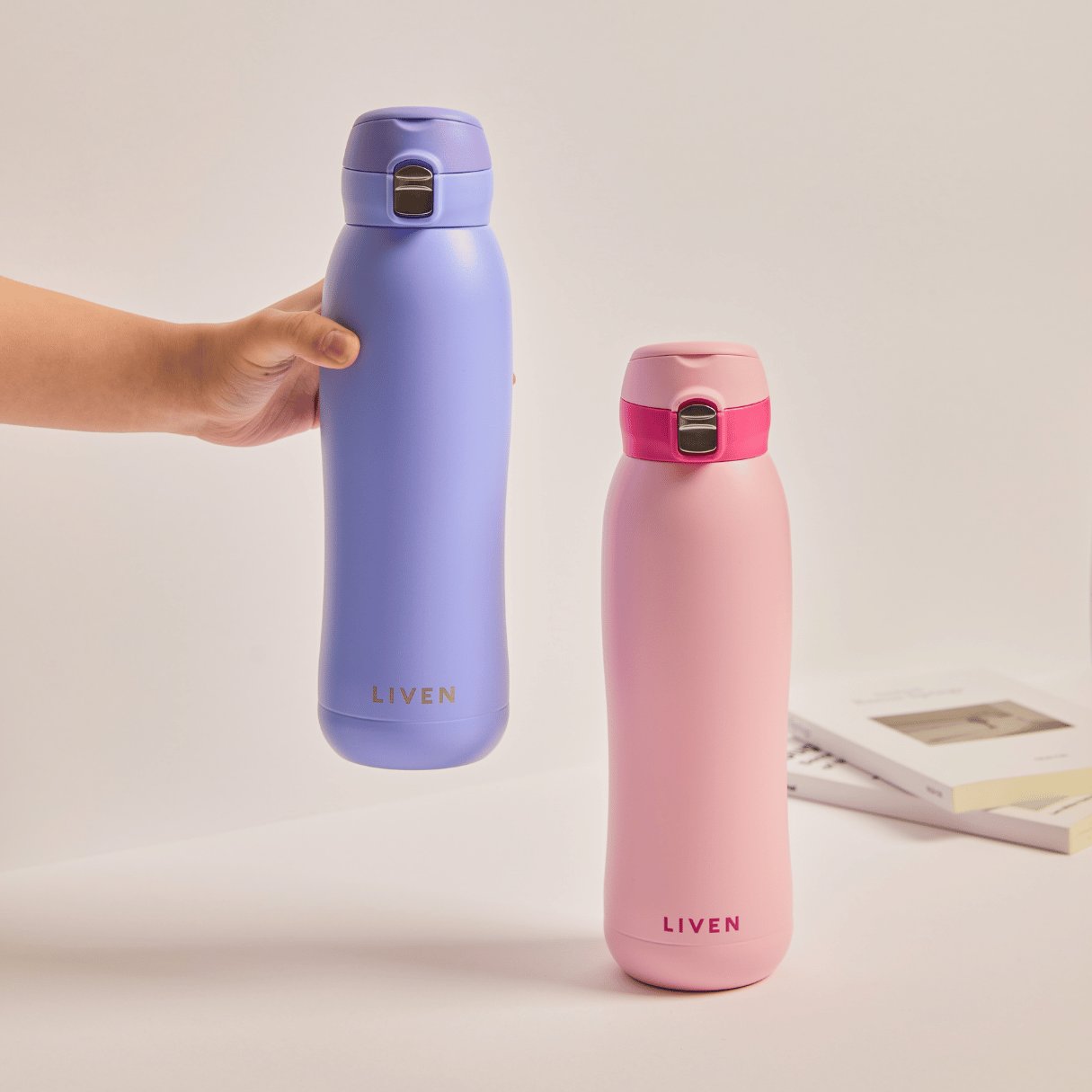Liven Glow Pop™ Ceramic-Coated Water Bottle – 26 oz