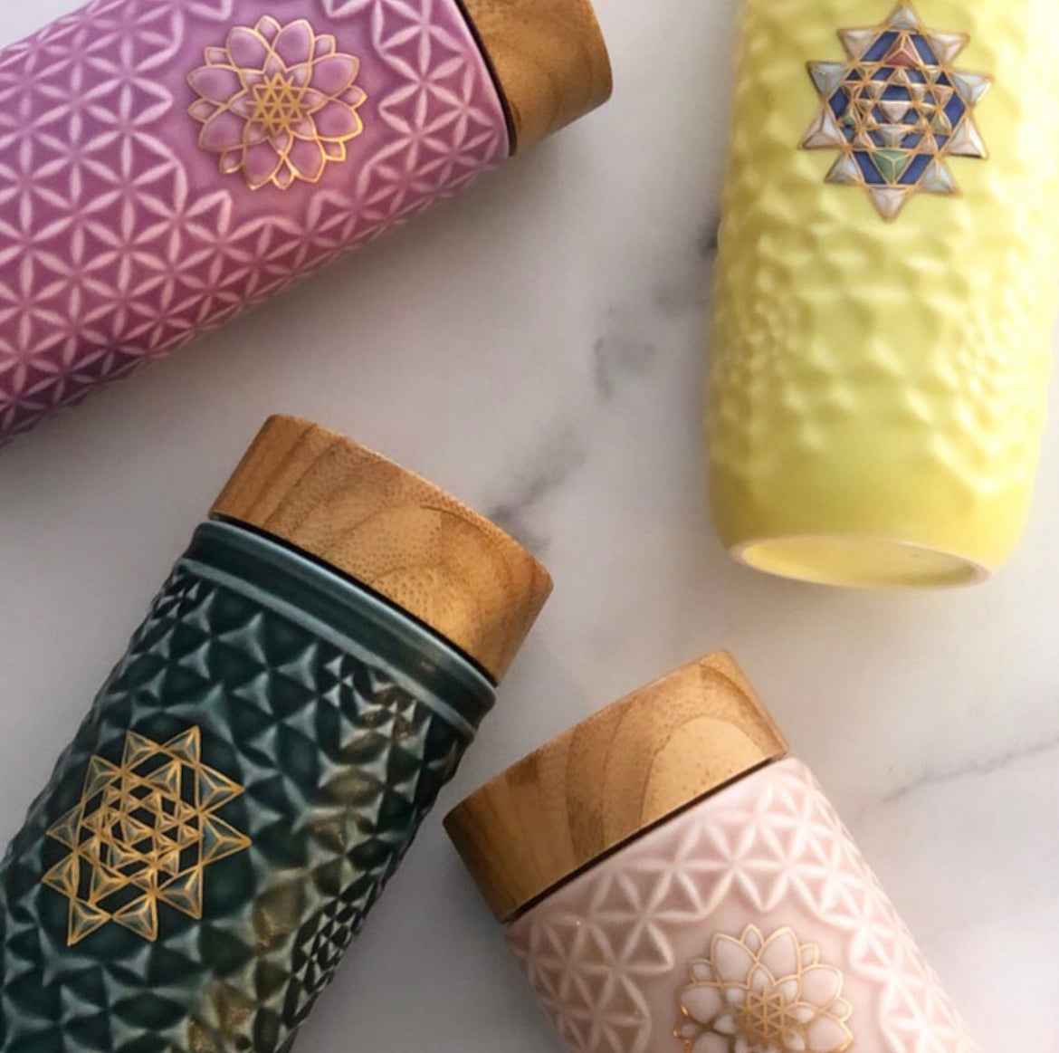 Yantra Mandala Travel Mug Red Symbol / Gold