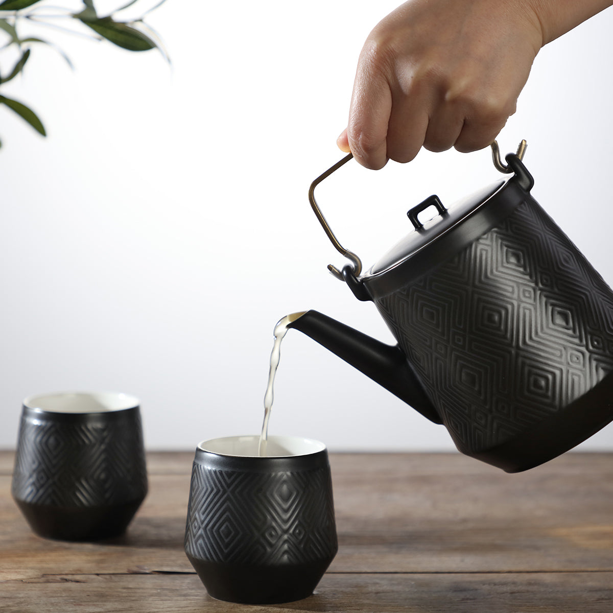 Miracle Tea Set