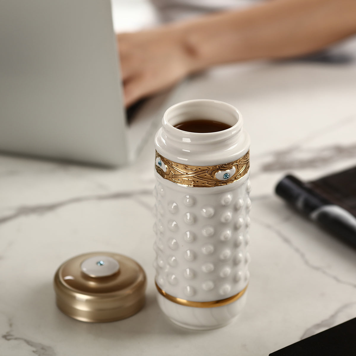 Qian Kun Imperial Crystal Travel Mug