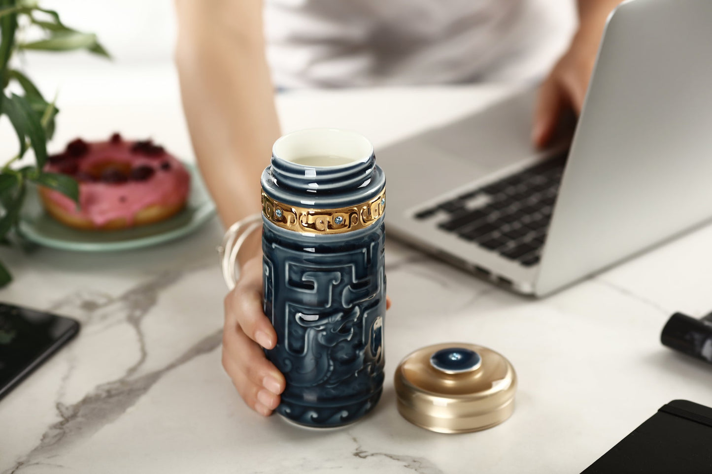 The Soaring Dragon Crystal Travel Mug