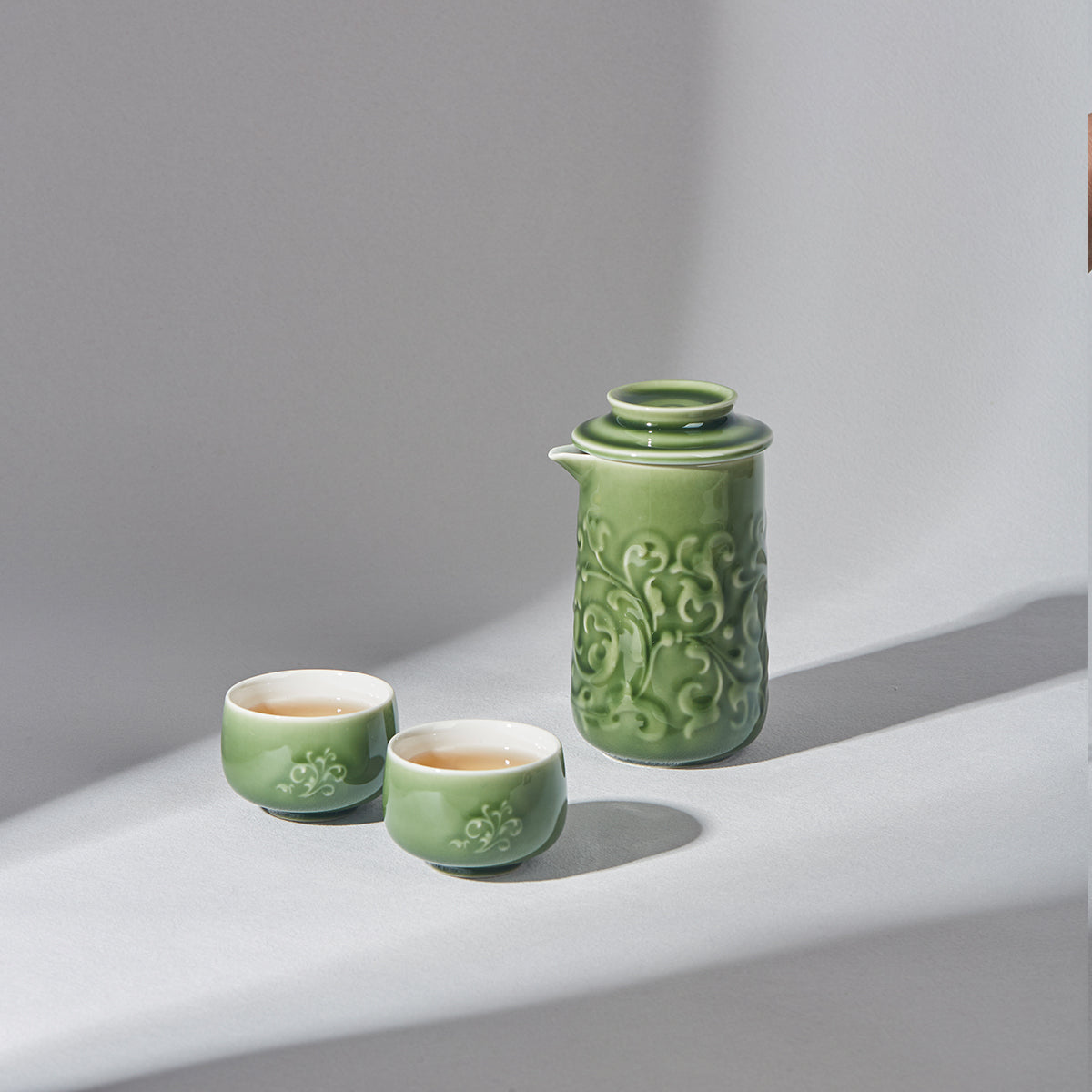 Flourishing Peony Tea Set