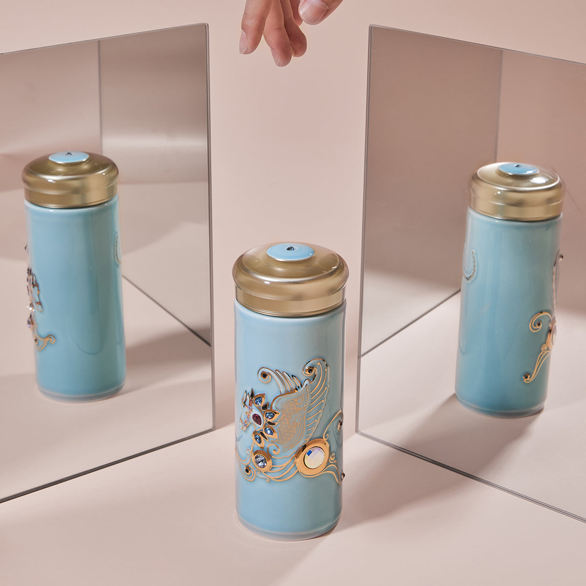 Royal Pegasus Crystal Travel Mug