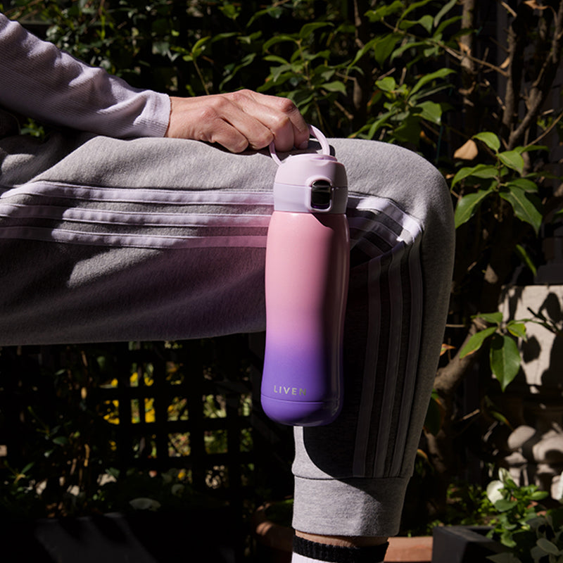 Liven Glow Rainbow™ Ceramic-Coated Water Bottle – 17 oz