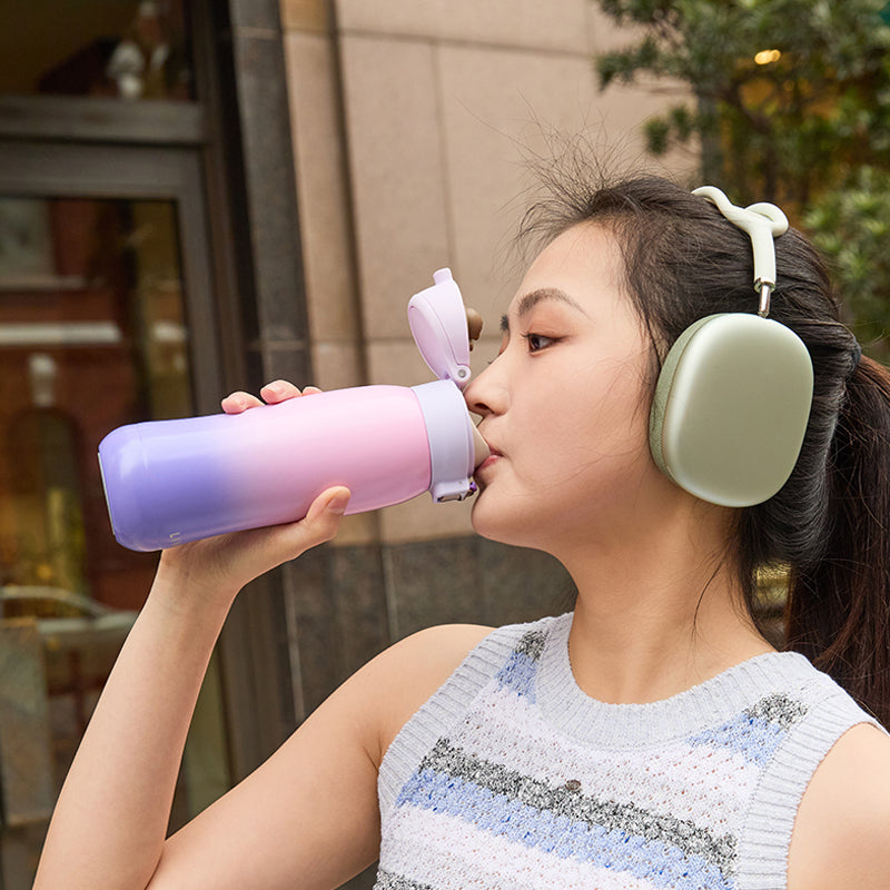 Liven Glow Rainbow™ Ceramic-Coated Water Bottle – 17 oz