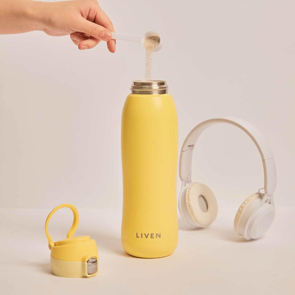 Liven Glow Pop™ Ceramic-Coated Water Bottle – 26 oz